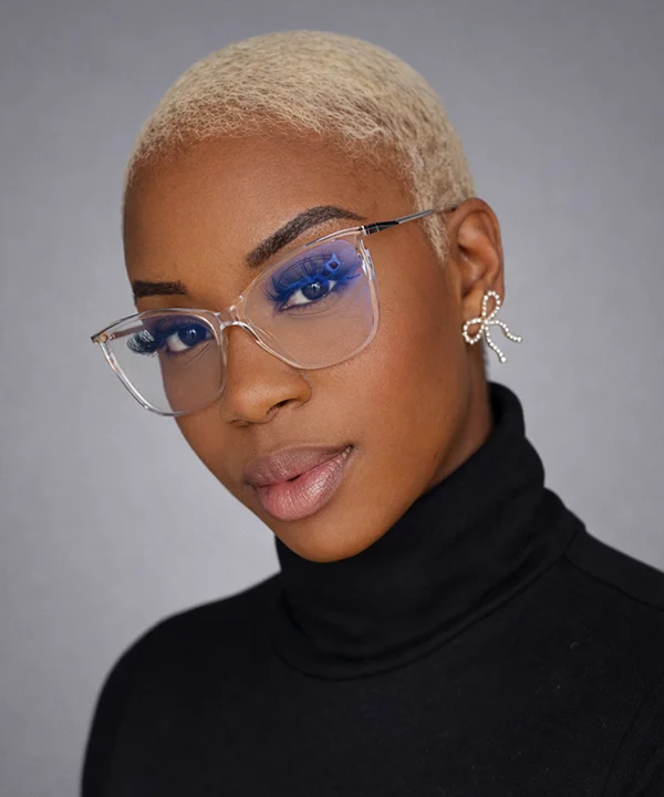 Portrait of Tranisha Bowman, Office Manager